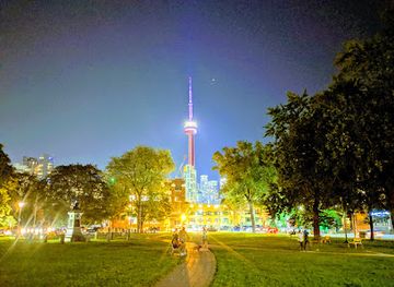 canada/greater-toronto-area/landmark/victoria-memorial-square