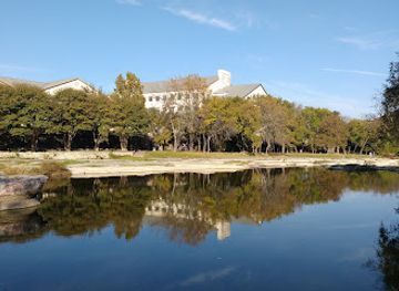 texas/north-texas/landmark/the-round-rock