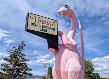 utah/vernal/landmark/dine-a-ville-pink-dinosaur