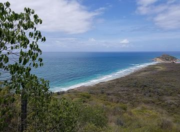 puerto-rico/big-island/landmark/isla-caja-de-muertos