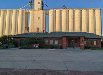 kansas/garden-city/landmark/patrick-dugan-s-coffee-house
