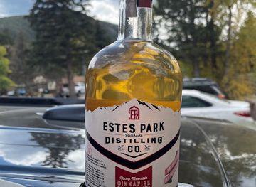colorado/estes-park/landmark/estes-park-distilling-co
