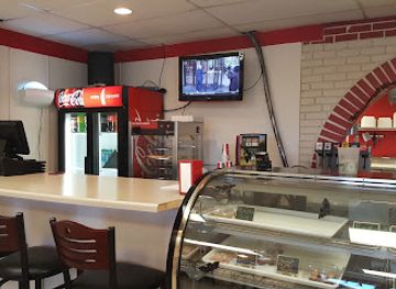 west-virginia/weirton/landmark/peppebroni-s-pizza