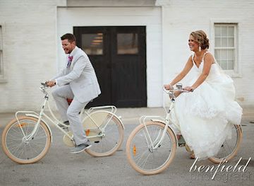 arkansas/springdale/landmark/fairlane-station