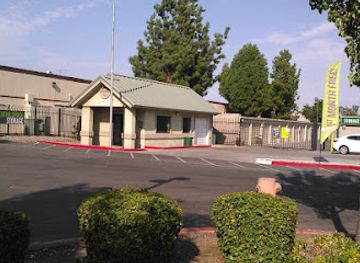 california/lodi/landmark/extra-space-storage