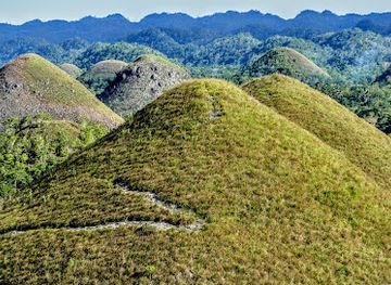 philippines/bohol/landmark/chocolate-hills