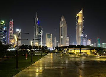 kuwait/salmiya/landmark/al-shaheed-park