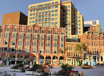 canada/central-canada/landmark/central-chambers-national-historic-site-of-canada