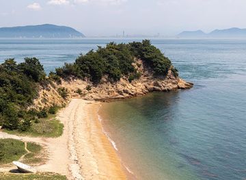 japan/naoshima-island/landmark/issen