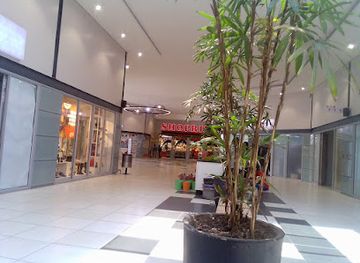 zambia/western-province/landmark/lewanika-mall