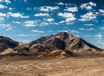peru/nazca-lines/landmark/chauchilla-cemetery