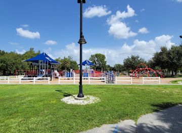 florida/fort-myers/landmark/lakes-park