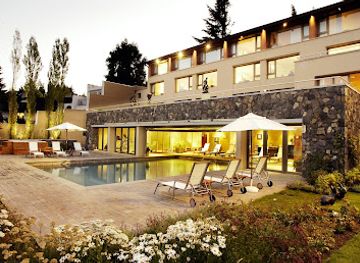 argentina/bariloche/landmark/el-casco-art-hotel