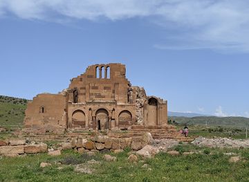 armenia/lori-highlands/landmark/yereruyk-surb-karapet-temple