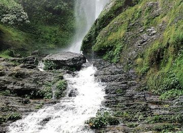 ghana/amedzofe/landmark/ote-waterfall