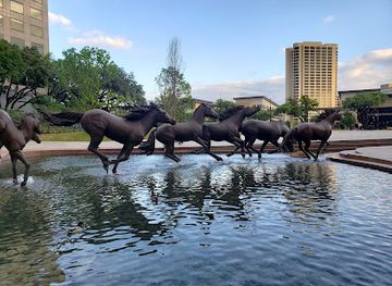 texas/irving/landmark/mandalay-canal-walk-at-las-colinas