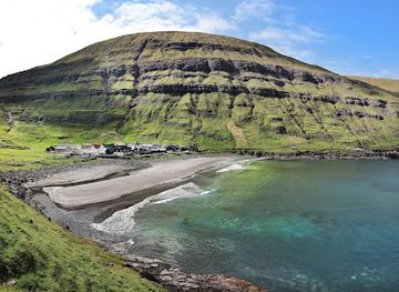 faroe-islands/hvalvik/landmark/tjornuvik-kirkja