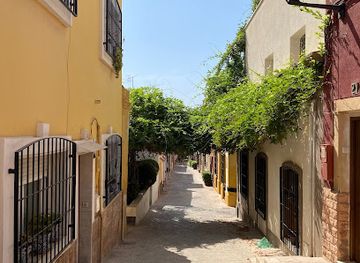 spain/almeria/landmark/estatua-de-jayran