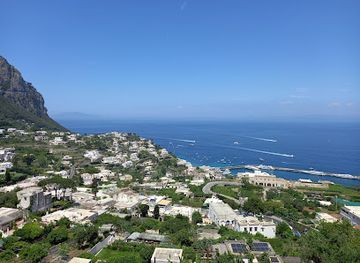 italy/capri/landmark/capri-island-tour