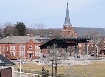 connecticut/southeastern-connecticut/landmark/frog-bridge
