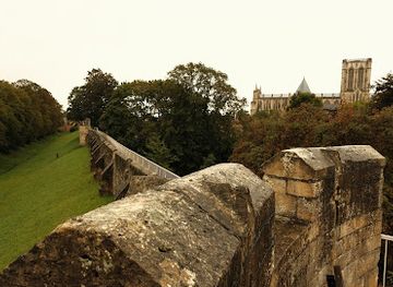united-kingdom/yorkshire-and-the-humber/landmark/york-city-walls