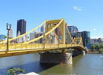 west-virginia/weirton/landmark/roberto-clemente-bridge