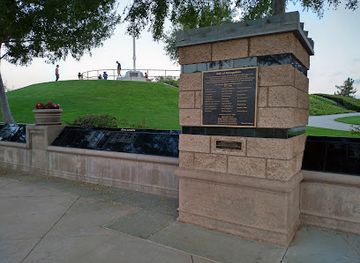 california/irvine/landmark/irvine-wall-of-recognition