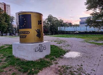 bosnia-and-herzegovina/podrinje/landmark/icar-canned-beef-monument