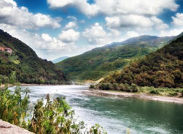turkiye/black-sea-region/landmark/borcka-karagol-nature-park