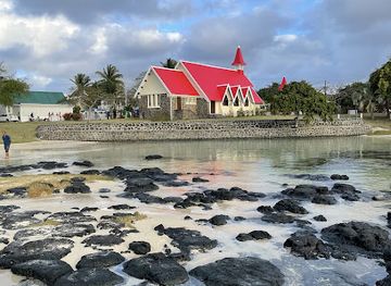 mauritius/grand-baie/landmark/bonjour-mauritius