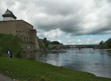 estonia/ida-viru-county/landmark/narva-joaoru-linnus-asula