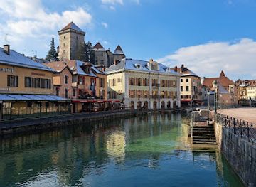 france/annecy/landmark/the-alpine-lakes-regional-observatory