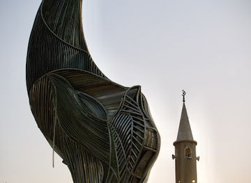 kuwait/bubiyan-island/landmark/blissful-bird-monument