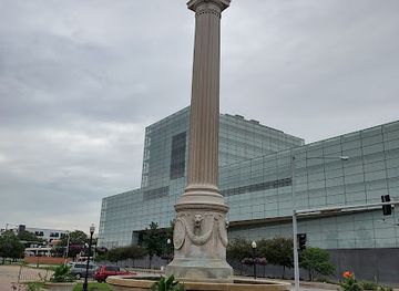 illinois/quad-cities/landmark/figge-art-museum