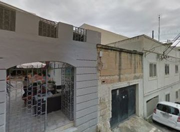 malta/gzira/landmark/tom-s-court