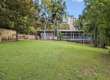 australia/darwin/landmark/travellers-walk