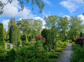 germany/north-frisia/landmark/ostfriedhof-husum