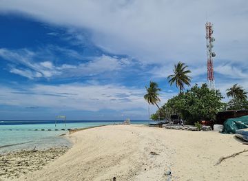 maldives/gulhi-island/landmark/gulhi-beach-south-end