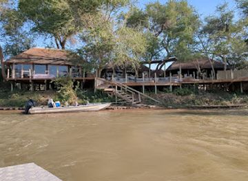 angola/namibe-desert/landmark/serra-cafema