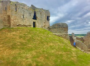 united-kingdom/morayshire/landmark/duffus-castle