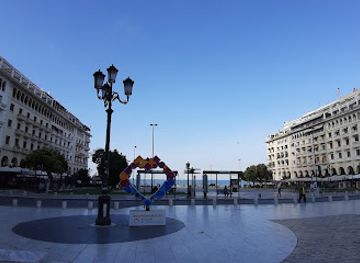 greece/thessaloniki/landmark/statue-of-aristotle
