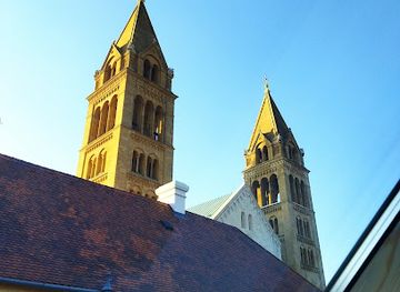 hungary/pecs/landmark/dome-pilgrim-house