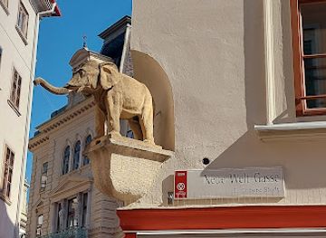 austria/graz/landmark/der-kleine-elefant