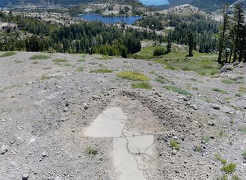 california/sierra-nevada/landmark/historic-airplane-navigation-beacon