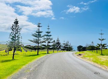 australia/kangaroo-island/landmark/bay-of-shoals-wines