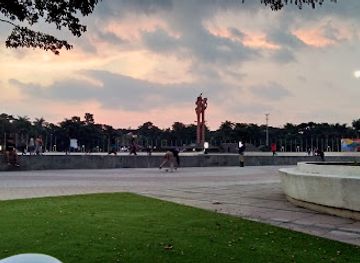 indonesia/bandung/landmark/stilasi-10-bandung-lautan-api