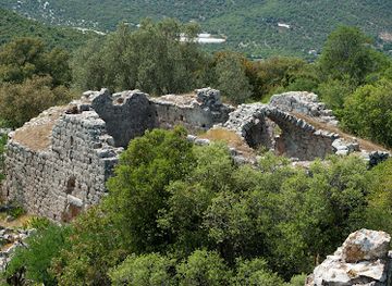 turkiye/pamphylia/landmark/appolonia-temple-ruins