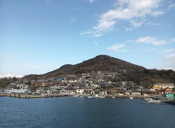 japan/shikoku/landmark/ogijima-island