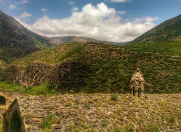 armenia/syunik/landmark/great-hermitage-of-tatev