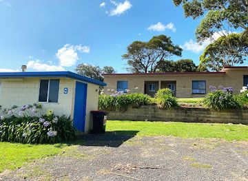 australia/limestone-coast/landmark/limestone-coast-tourist-park